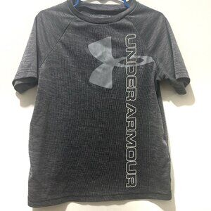 4for20!! UnderArmour boys tee shirt